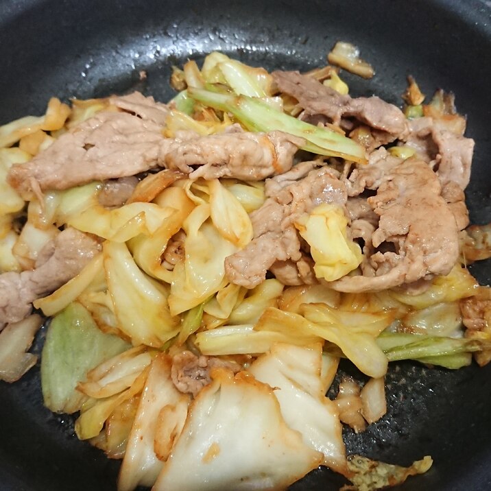 キャベツと豚肉のオイスターソース炒め